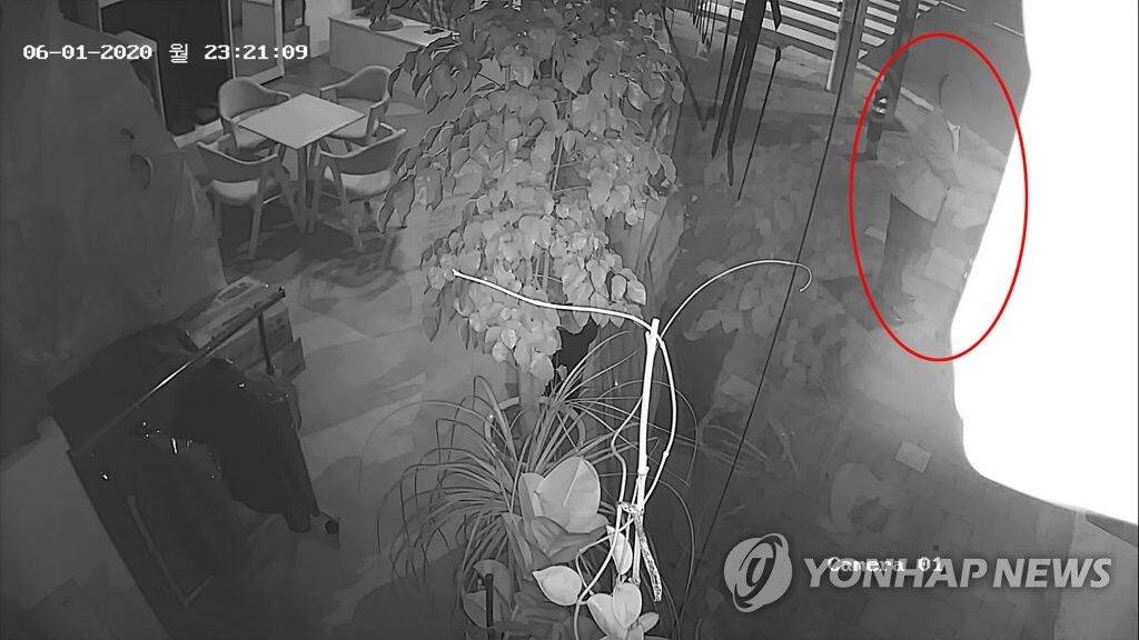 深夜猥亵女性被捕后，韩国检察官：喝醉了，记不清