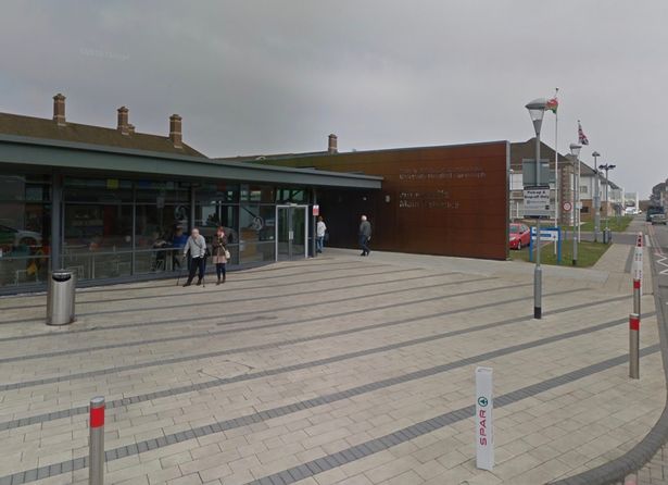 Nurse who died with Covid-19 developed symptoms after sitting with positive patient