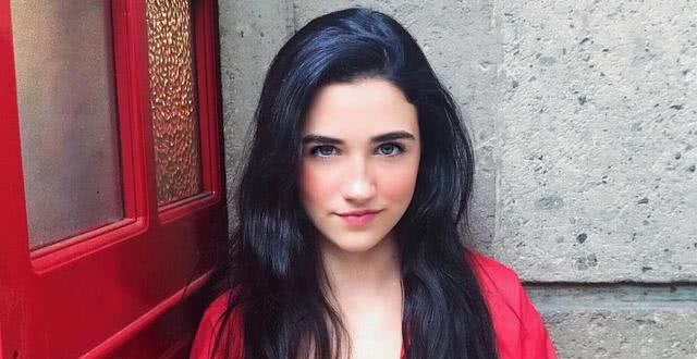 墨西哥自然美女 塑美穿搭显瘦显苗条 少女穿搭显美显年轻