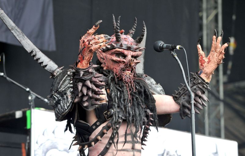 Petition calls for statue of Gwar’s oderus urungus to replace robert e. Lee