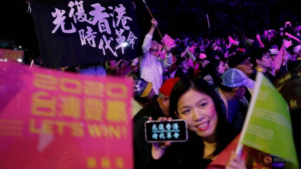 Taiwan scrambles to ready for influx from Hong Kong protests