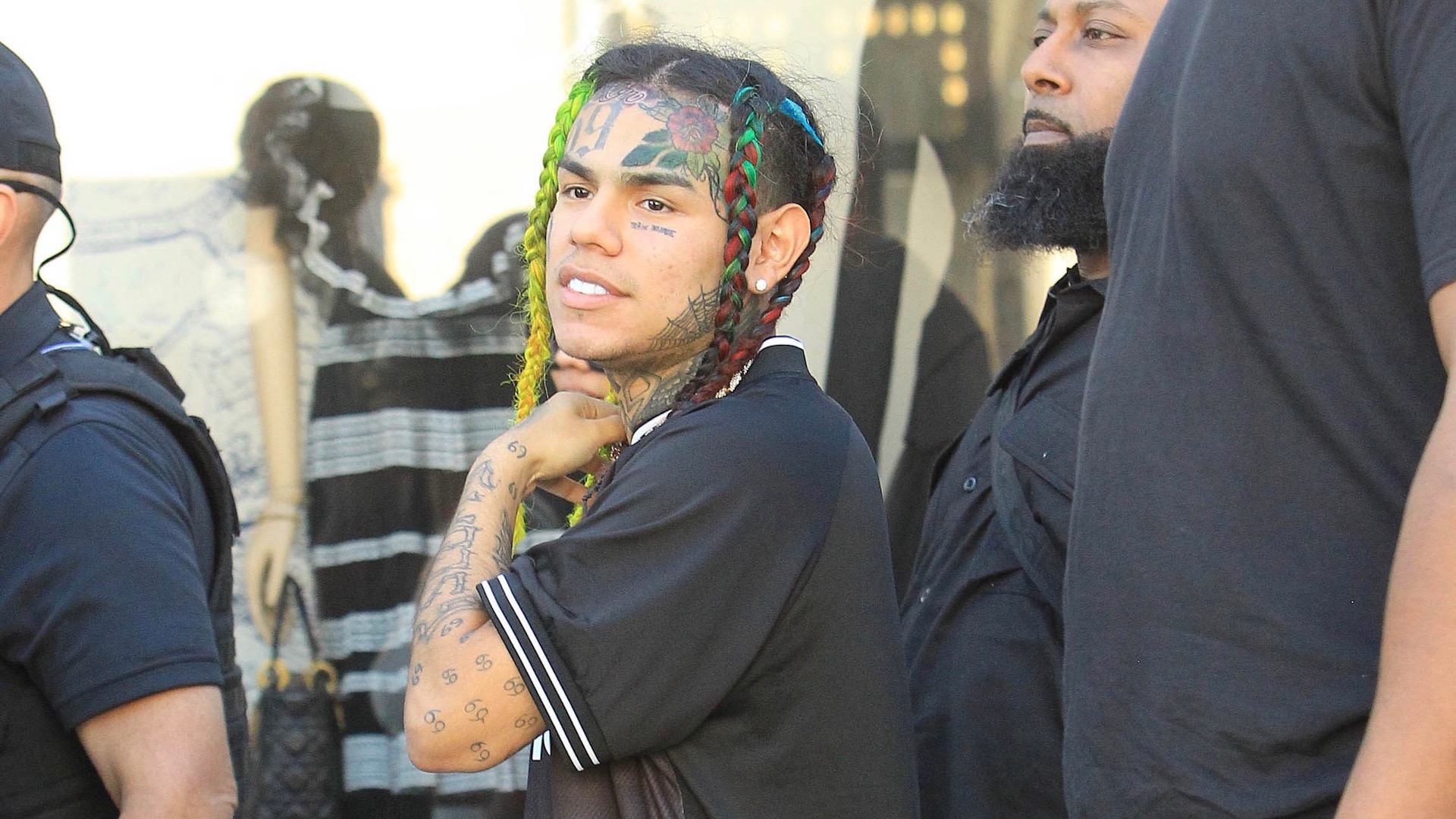 6ix9ine Mocks Haters Who've Tried to Cancel Him and Nicki Minaj