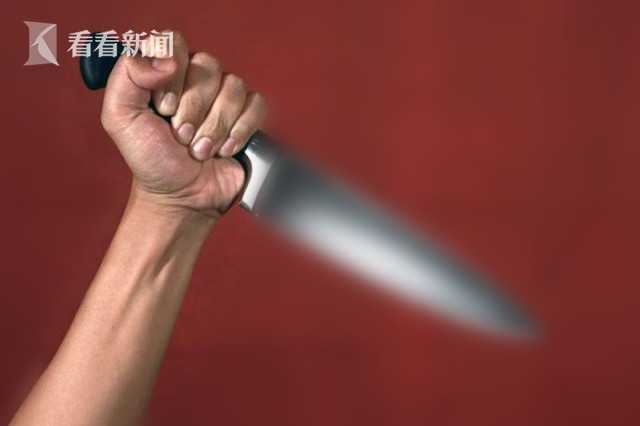妒心害命!印度女子刀捅6岁儿子 因他"更爱祖母"