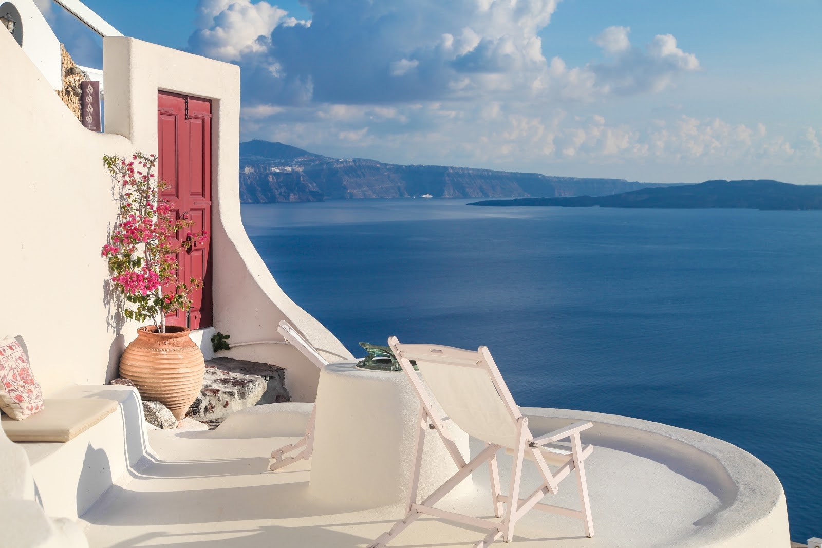 Greece is cutting the cost of flights and accommodation to encourage more tourists