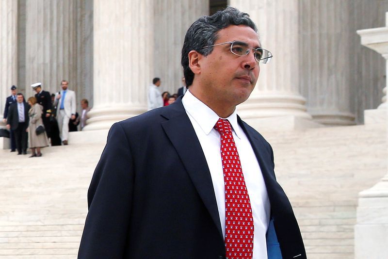 White House's top lawyer at the supreme court to resign