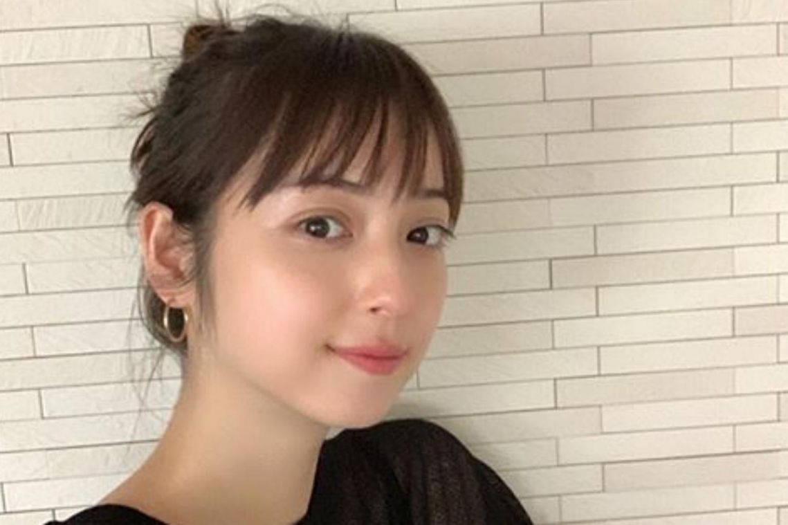 Japanese model-actress Nozomi Sasaki apologises for husband's affair