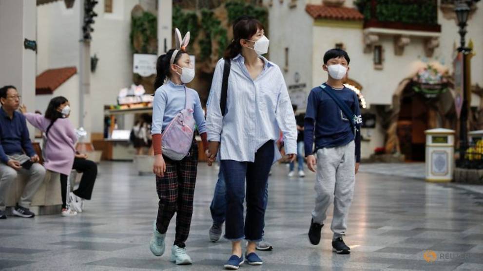 South Korea may face new COVID-19 wave without tough social distancing measures: Expert