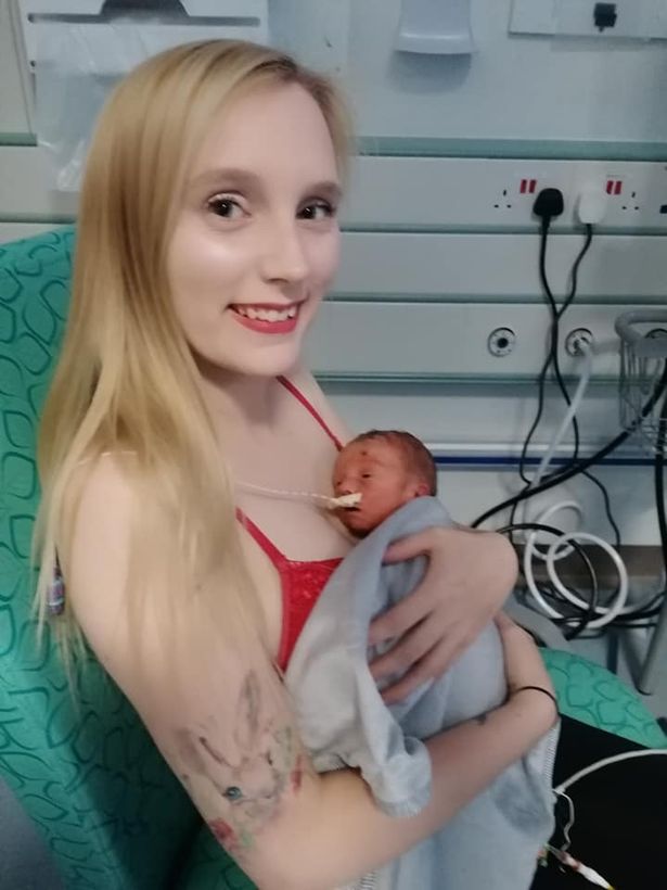 Young mum in hospital with 'backache' suddenly went into labour - 10 weeks early