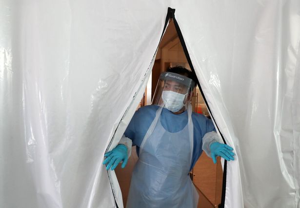 Coronavirus R close to 'tipping point' across UK - see what it is in your region
