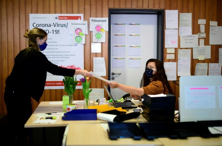German virus hunters track down corona outbreaks
