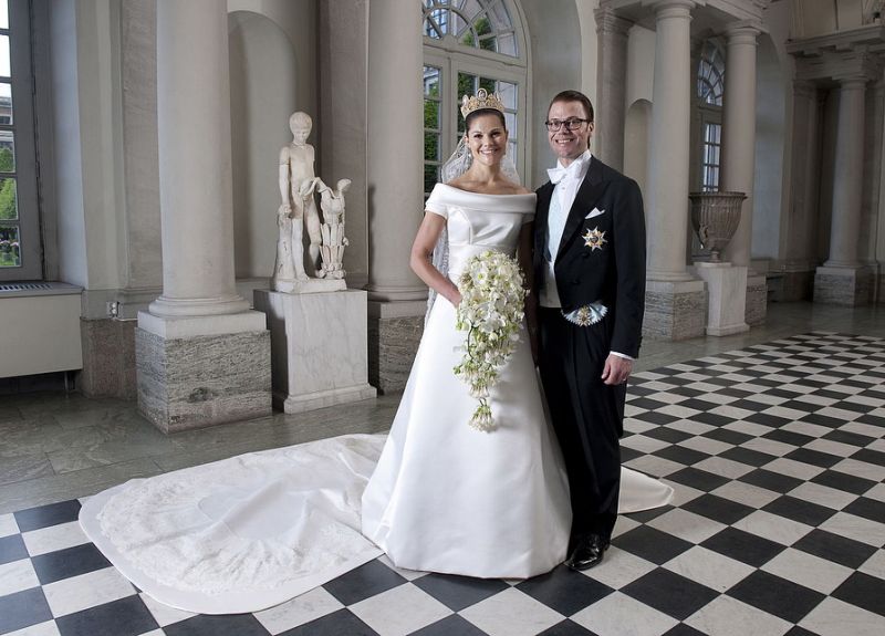 Crown Princess Victoria of Sweden celebrates a decade of marriage with glamorous photo shoot in H&M dress