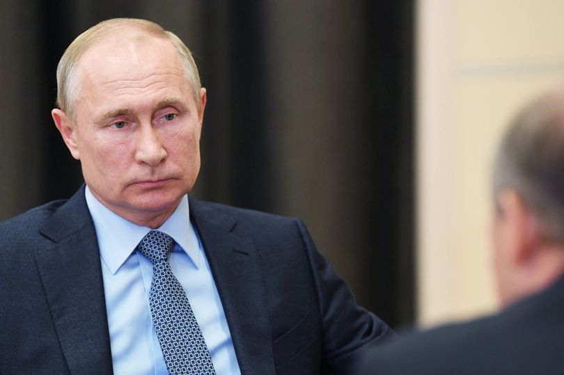 Putin visitors must go through 'disinfection tunnel' to protect Russian president