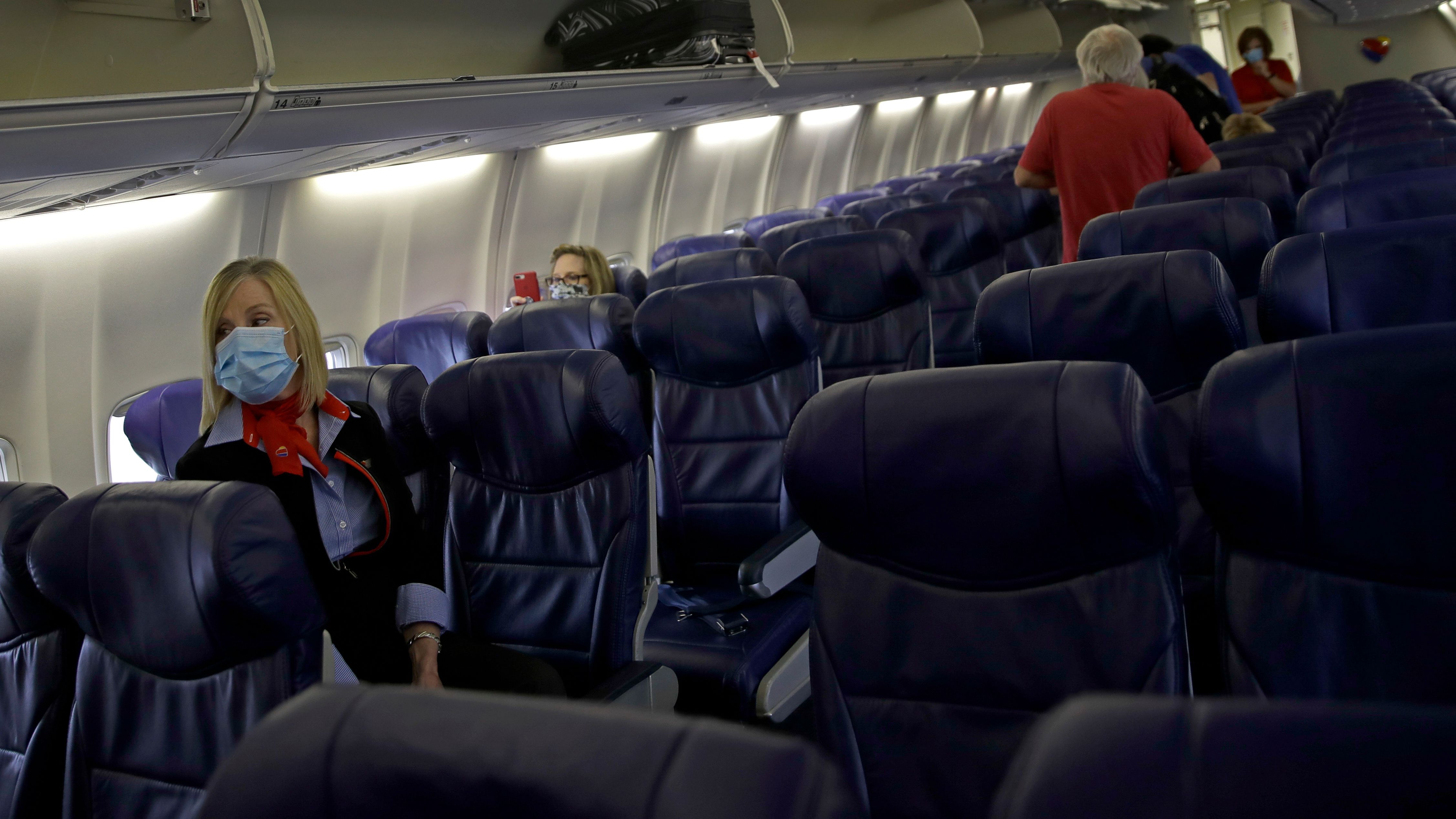 Nobody wants to visit the US while it is a coronavirus hot zone
