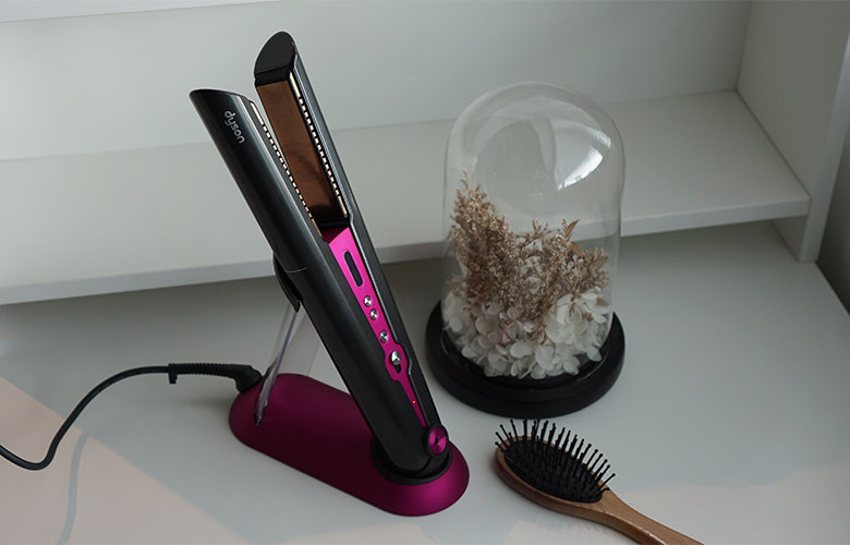 Review: Dyson Corrale™ Cord-Free Hair Straightener With Flexing Plates