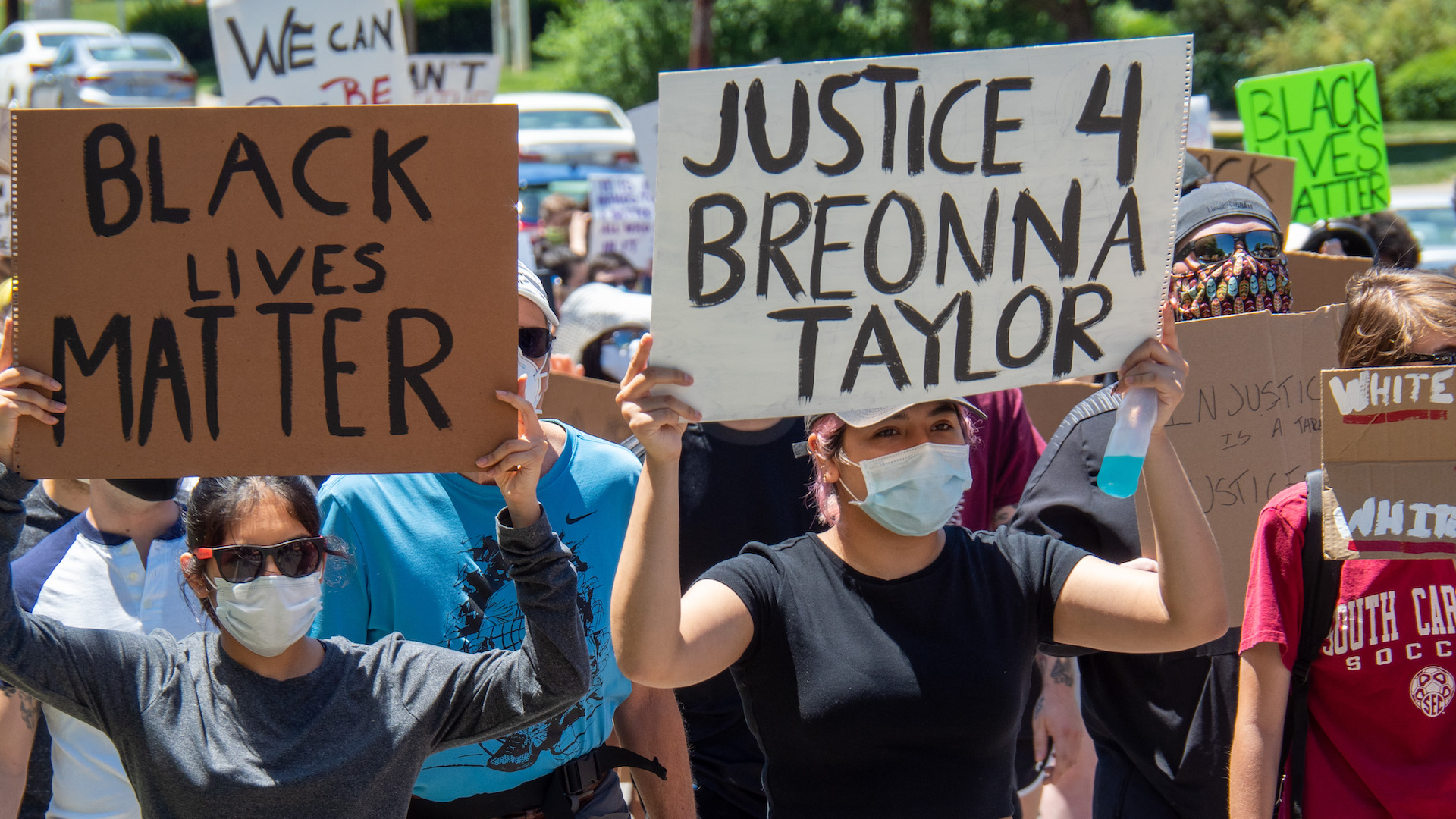 Louisville Police Fire Cop Brett Hankison in Connection With Killing of Breonna Taylor