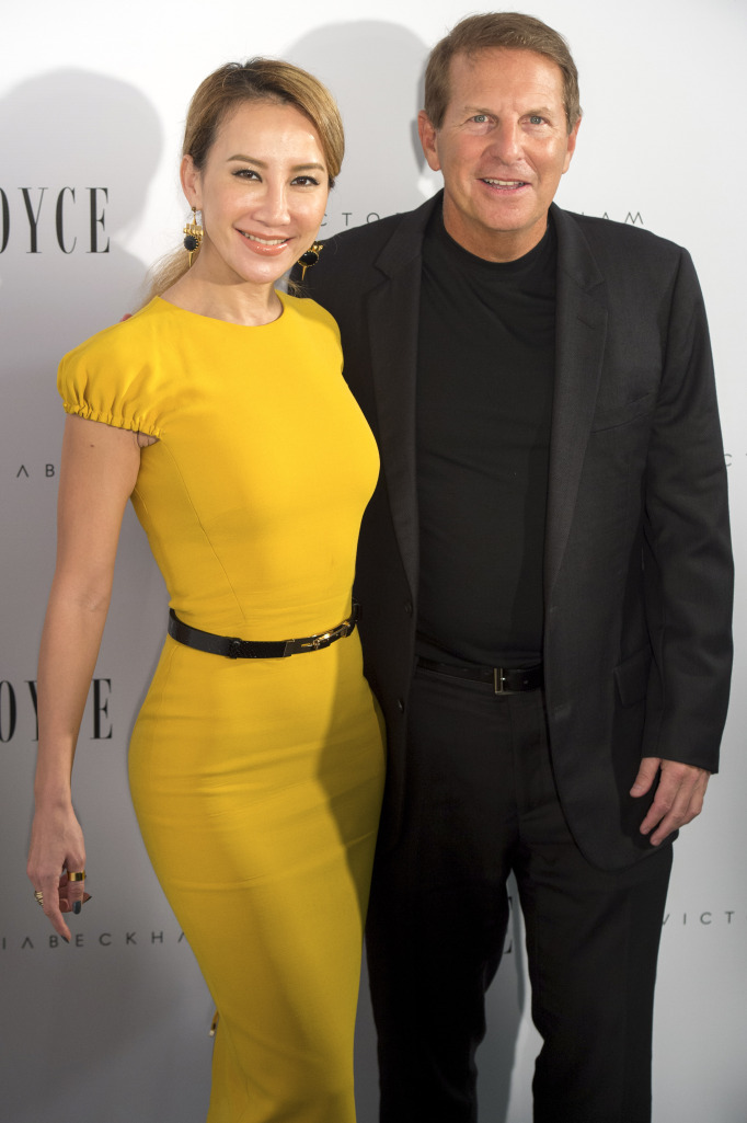 Coco Lee’s Emo Weibo Post Sparks Rumours That She And Her Billionaire Husband Are Getting A Divorce