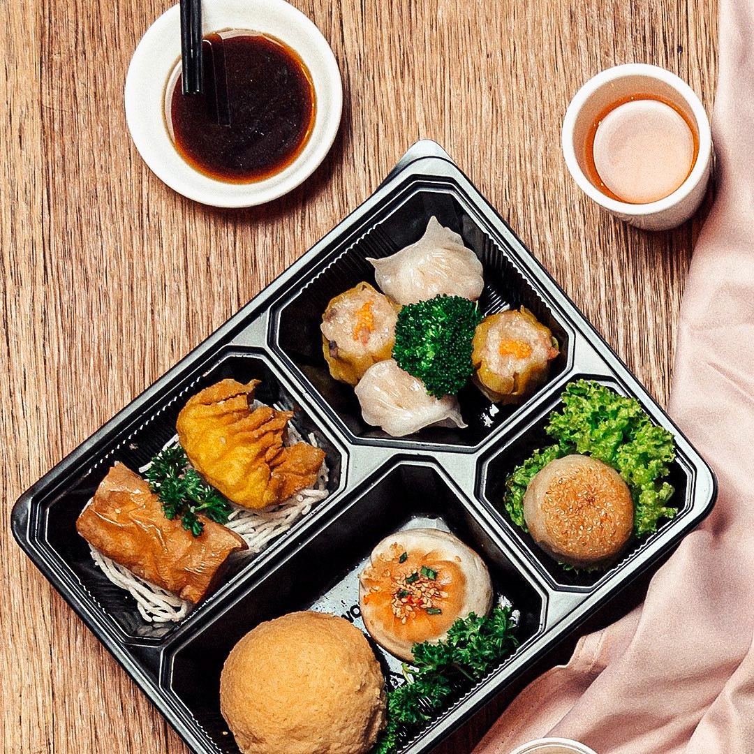Jumbo Seafood Offers Chilli Crab Dim Sum Bento Boxes From $14.90
