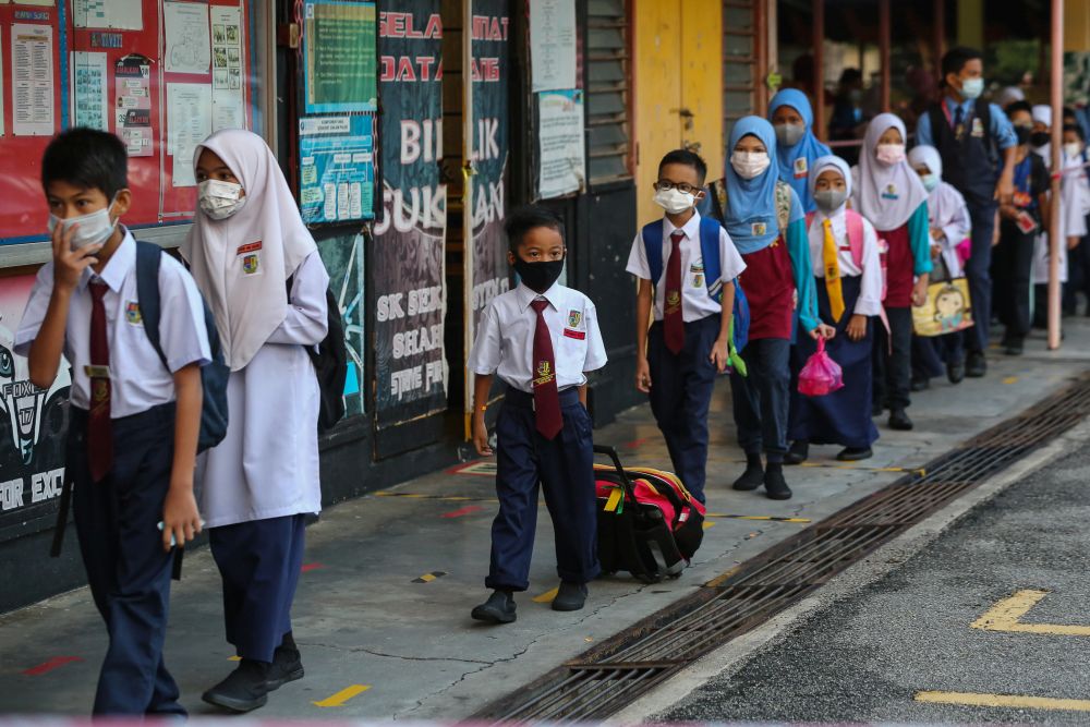 School reopens for Years One to Four in Malaysia; parents say taking Covid-19 SOP seriously
