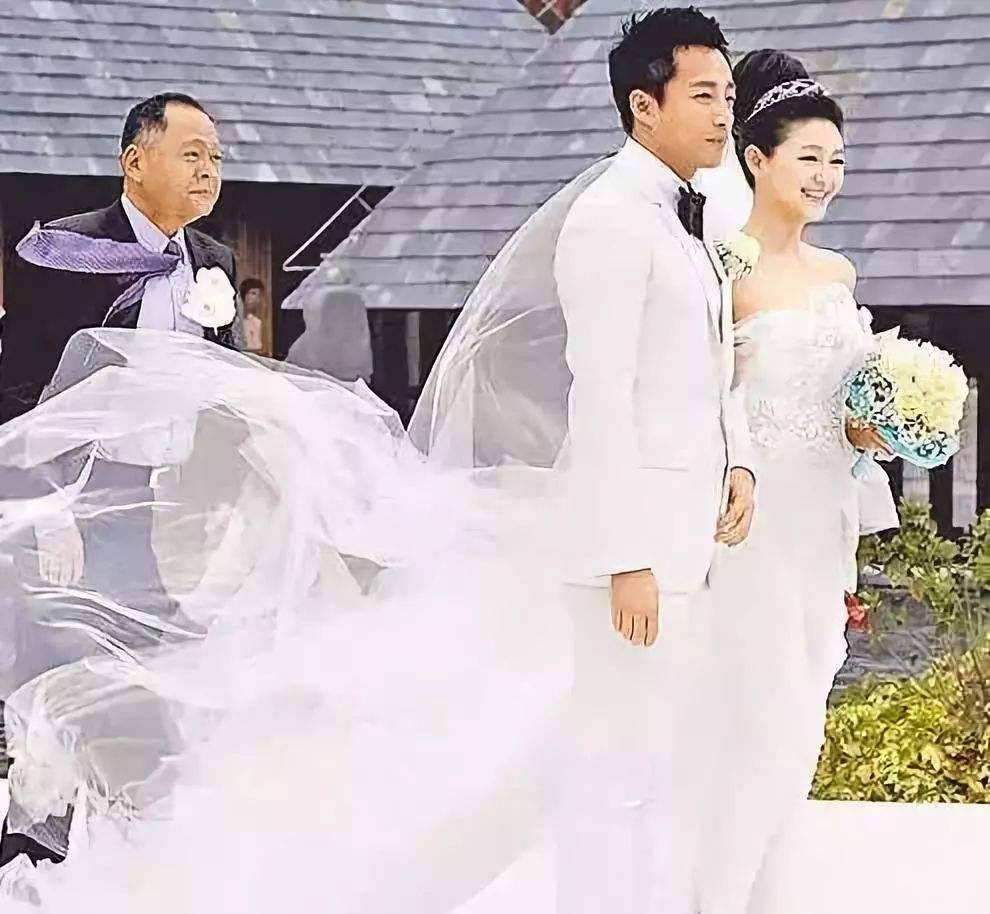 Barbie Hsu’s Husband Says He Wants To Redo Their Wedding 'Cos She Felt It Was Too Lavish
