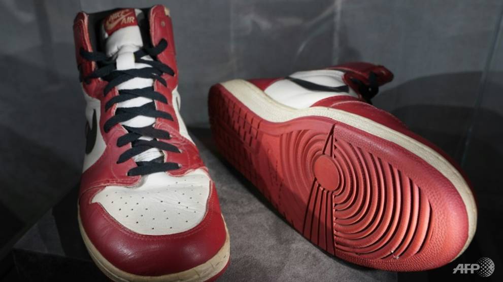 Michael Jordan's sneakers sell for record US$615,000