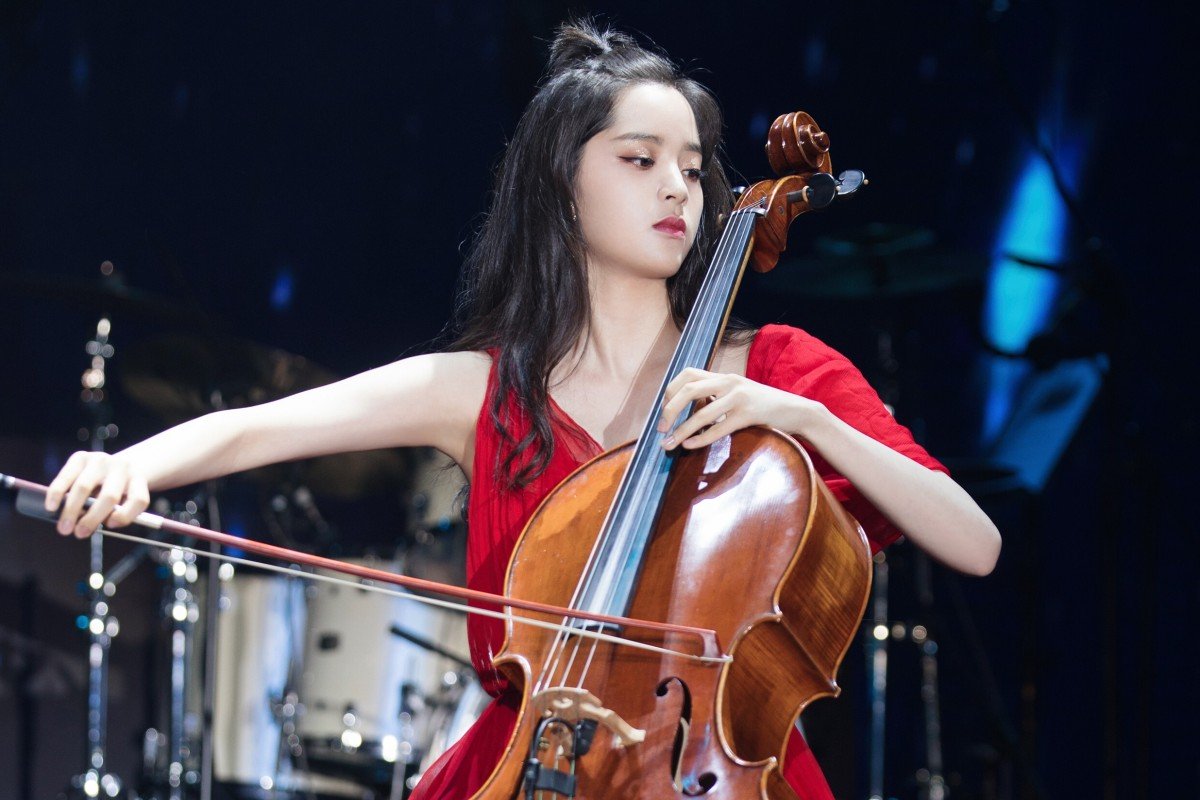 Why Ouyang Nana quit music school to be an actress, and how the cello is still her first love