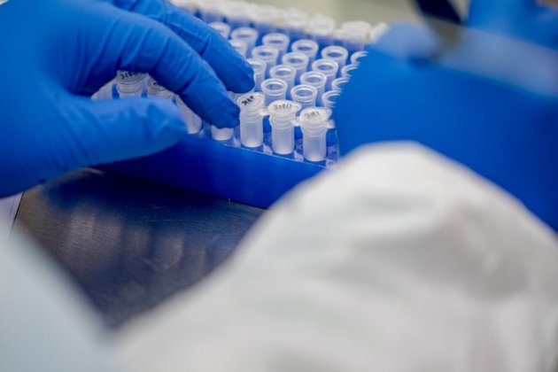 France records 26,343 coronavirus infections