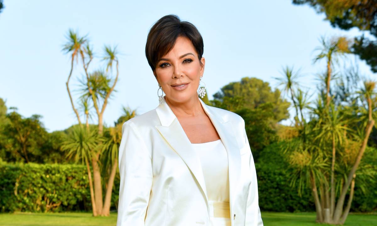 Kris Jenner reveals incredible bikini body in stunning throwback photo