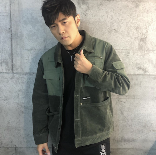 New Photos Of Yang Mi & Hawick Lau’s Daughter Revealed; Netizens Say She Looks Like Jay Chou