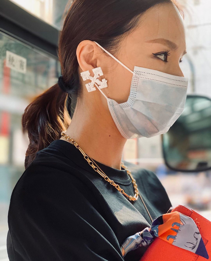 Skin Inc’s Mask Liner is all you need if you’re dealing with inflamed skin, acne, and the like