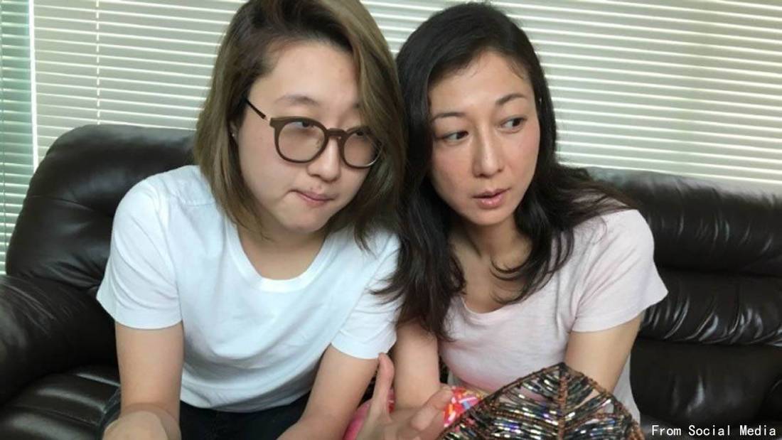 Jackie Chan’s Ex-Mistress Elaine Ng Declines To Talk About Estranged Daughter, Fuelling Rumours That They’re Still On Bad Terms