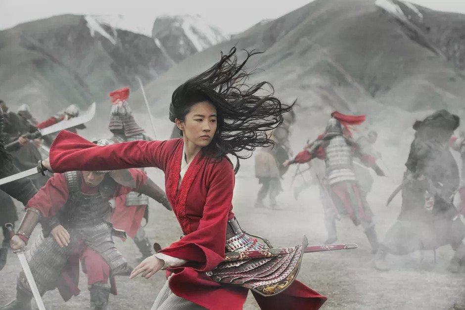 Mulan stunt double leaves internet smitten, some mistake her for actual actress