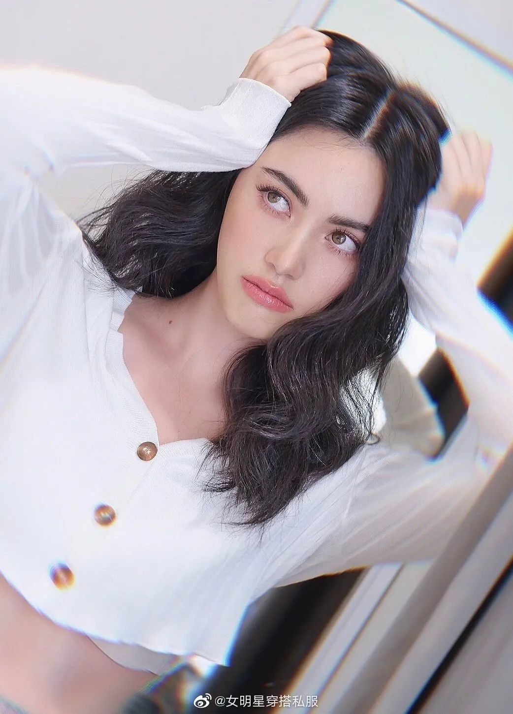 混血女星Mai Davika的私服穿搭MARK~