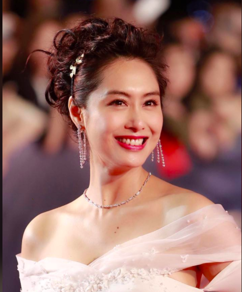 Athena Chu, 48 still looks the same as she did in 1995