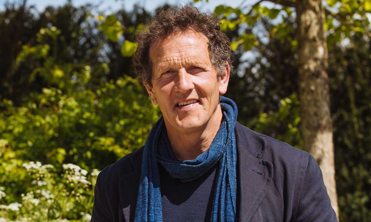 Monty Don's fans in tears as he shares gift to commemorate beloved dog
