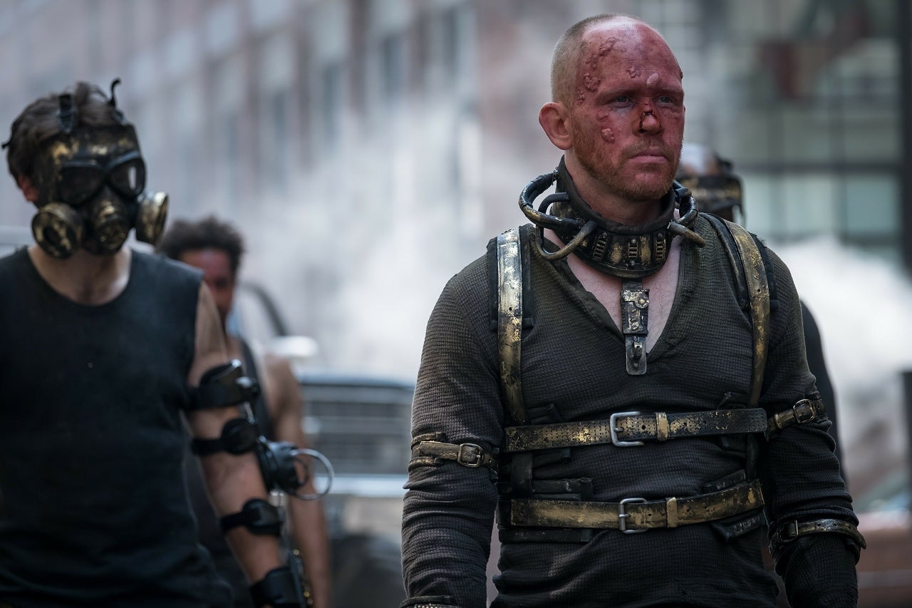 Batwoman Casts Gotham Actor as Victor Zsasz