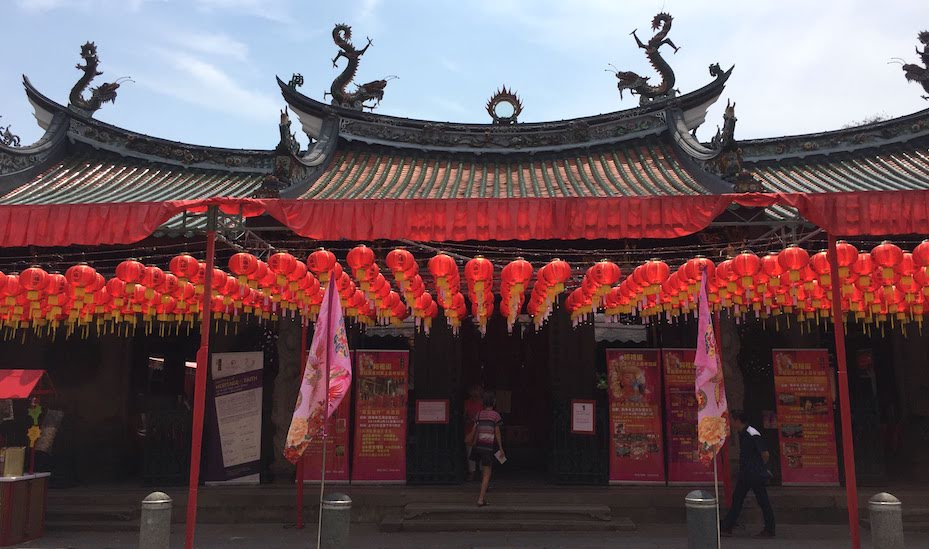 Why our heart belongs to Telok Ayer Street (it ain’t just the food!)