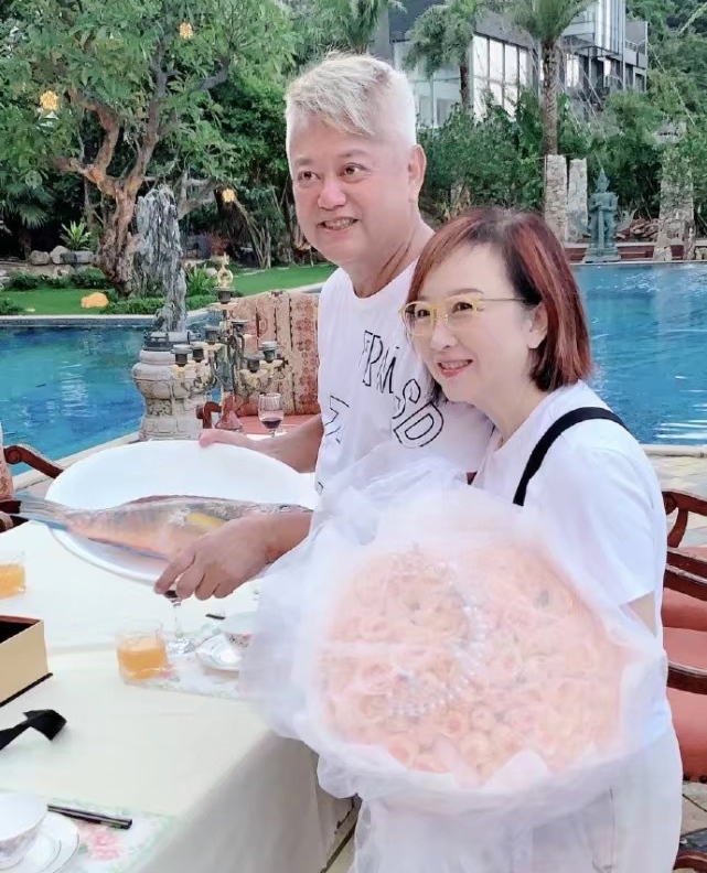 Natalis Chan's Wife Made S$1mil From A S$280 Horse Racing Bet Last June