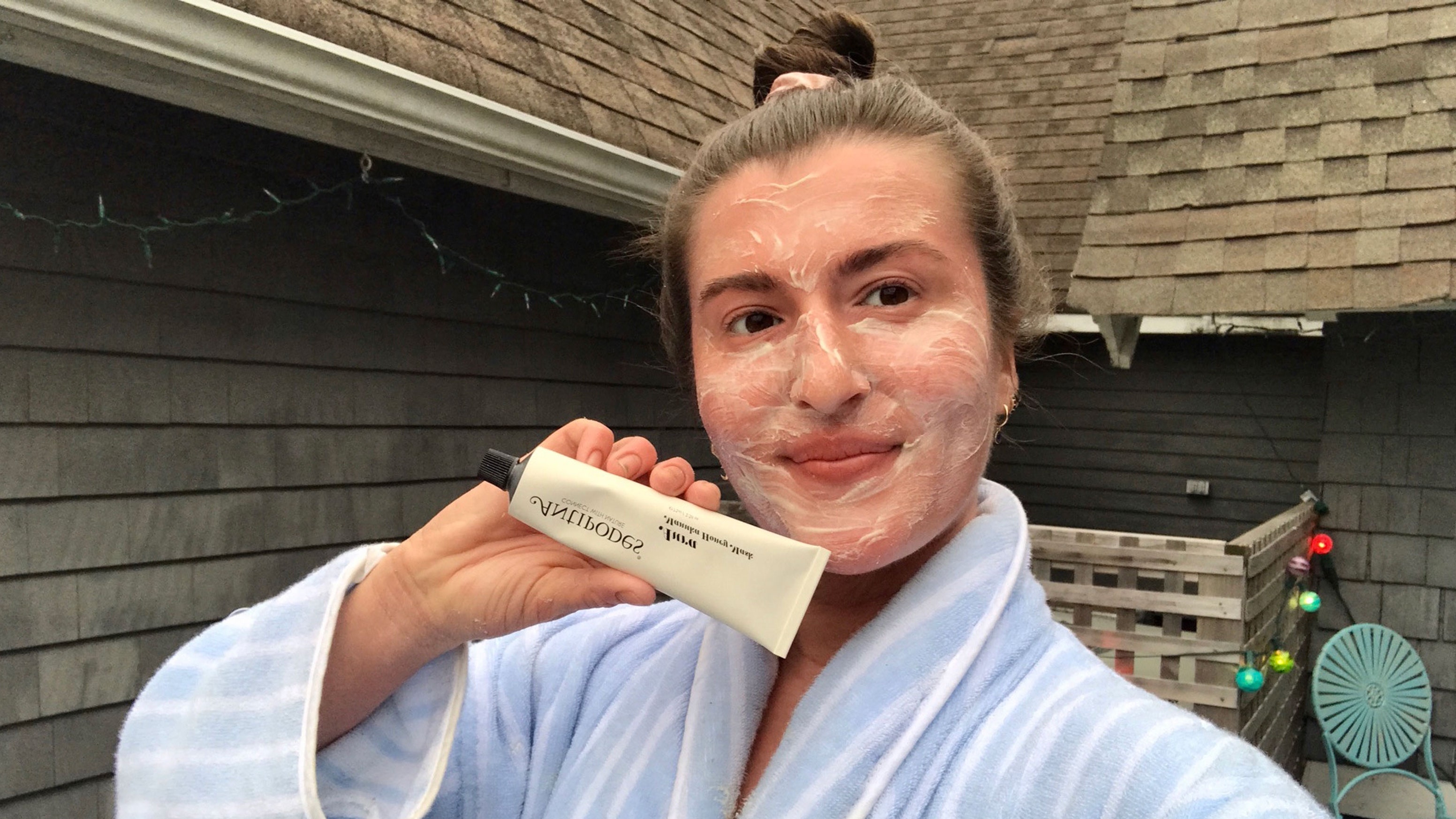 Antipodes's Aura Manuka Honey Mask Is My New Favorite for Calming Red Irritated Skin