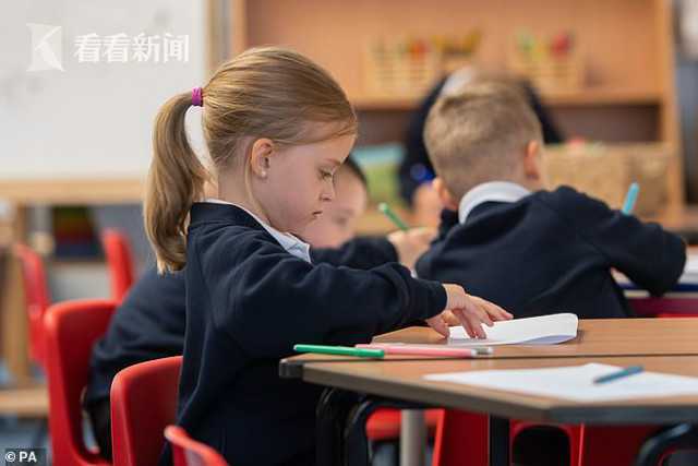 英国学校不许唱生日歌吃蛋糕 怕传播新冠病毒
