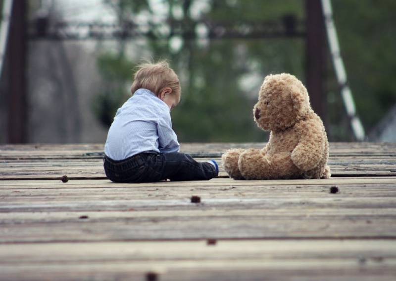 How to help little ones cope with the loss of a loved one