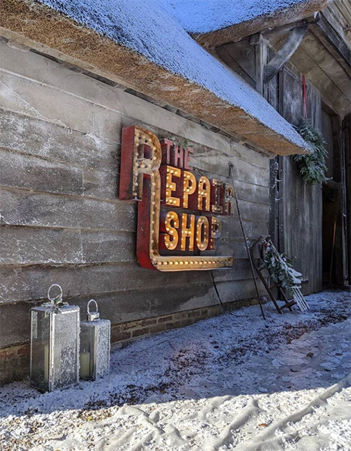 Will Kirk delights fans with The Repair Shop's festive makeover