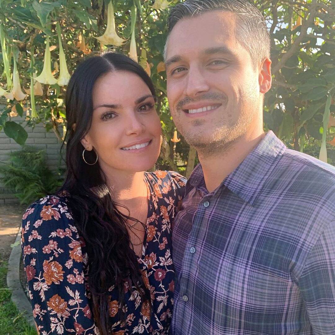 Bachelor Alum Courtney Robertson Marries Humberto Preciado