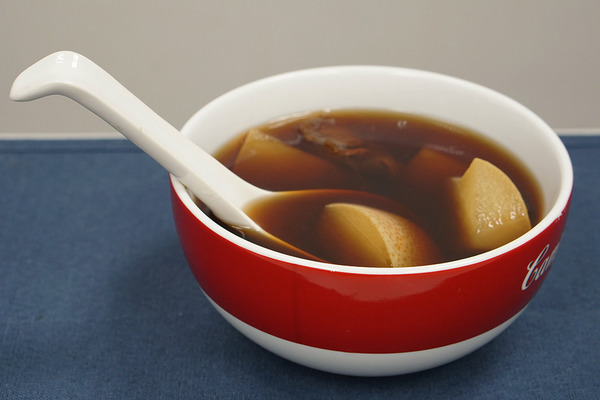 精选6款止咳化痰润肺汤水茶疗　有效击退感冒咳嗽症状