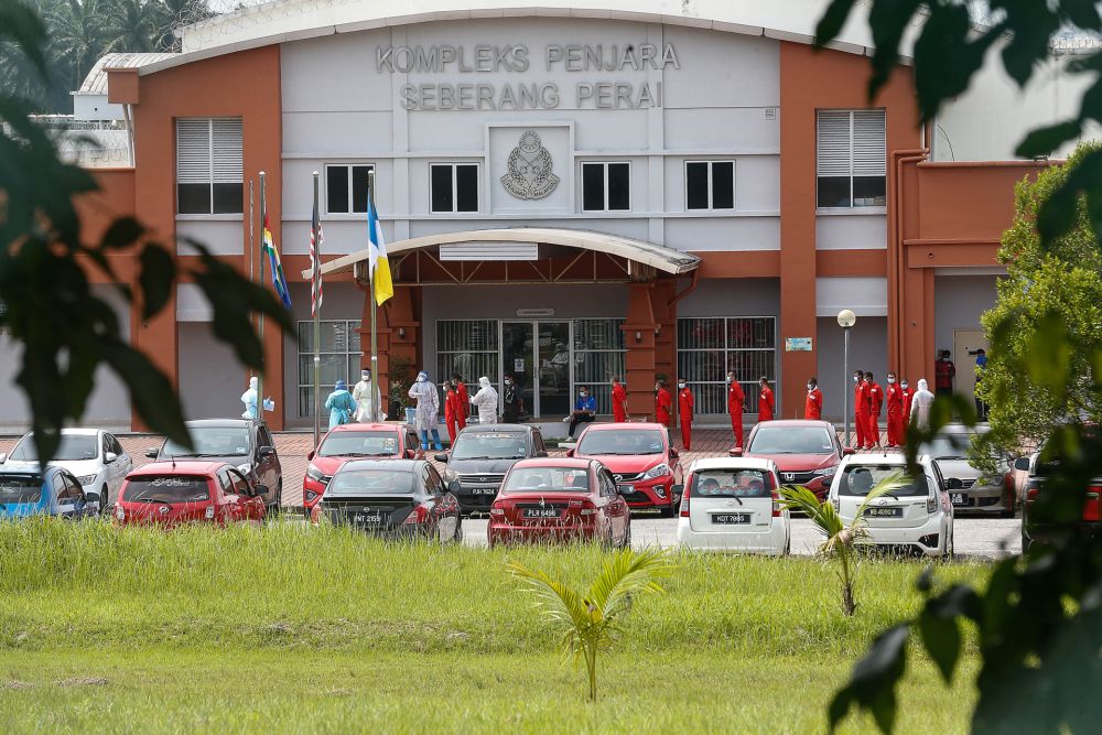 Covid-19: Penang wants EMCO enforced at Seberang Perai Prison, says CM