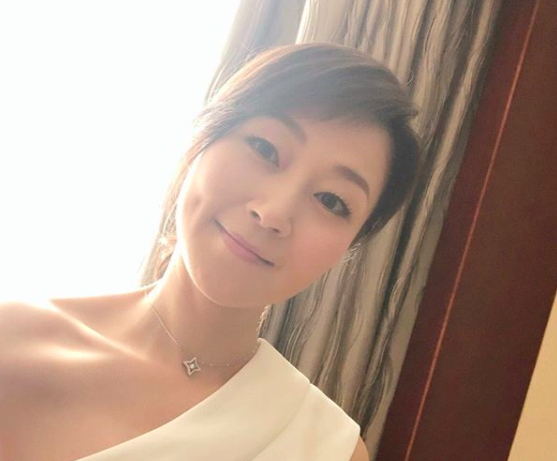 Joey Meng still looks young at 50