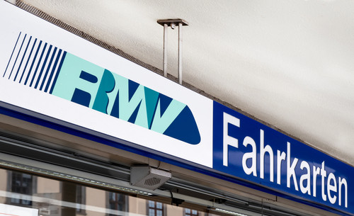 Frankfurt starts building fuel station for world's biggest zero-emissions train fleet