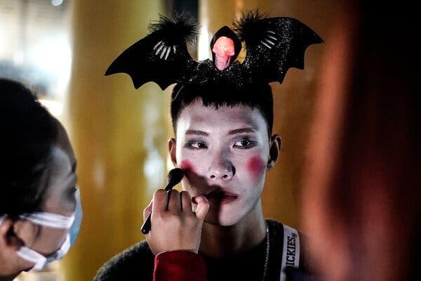 Halloween Makeup Ideas, From ‘Euphoria’ to ‘Twilight’