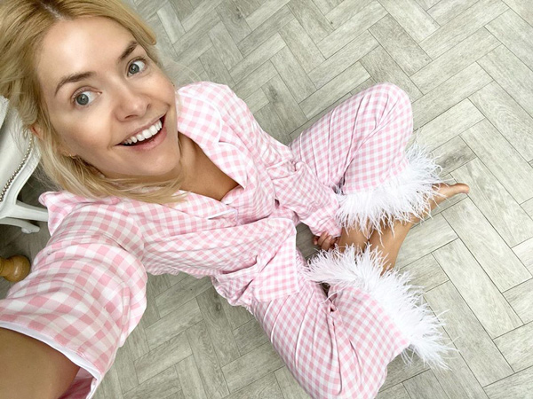 Holly Willoughby stuns in feathered pyjamas in makeup-free photo