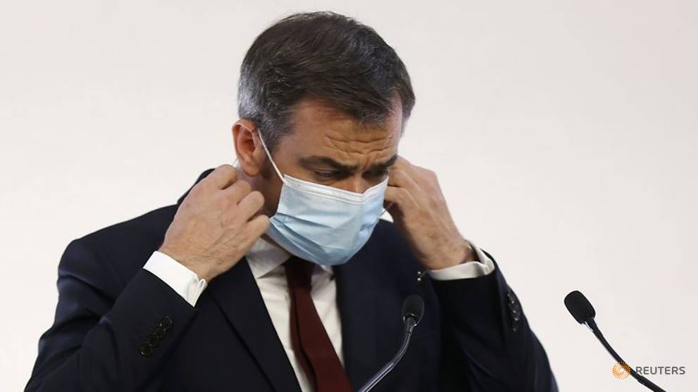 One Parisian infected with COVID-19 every 30 seconds: Health minister