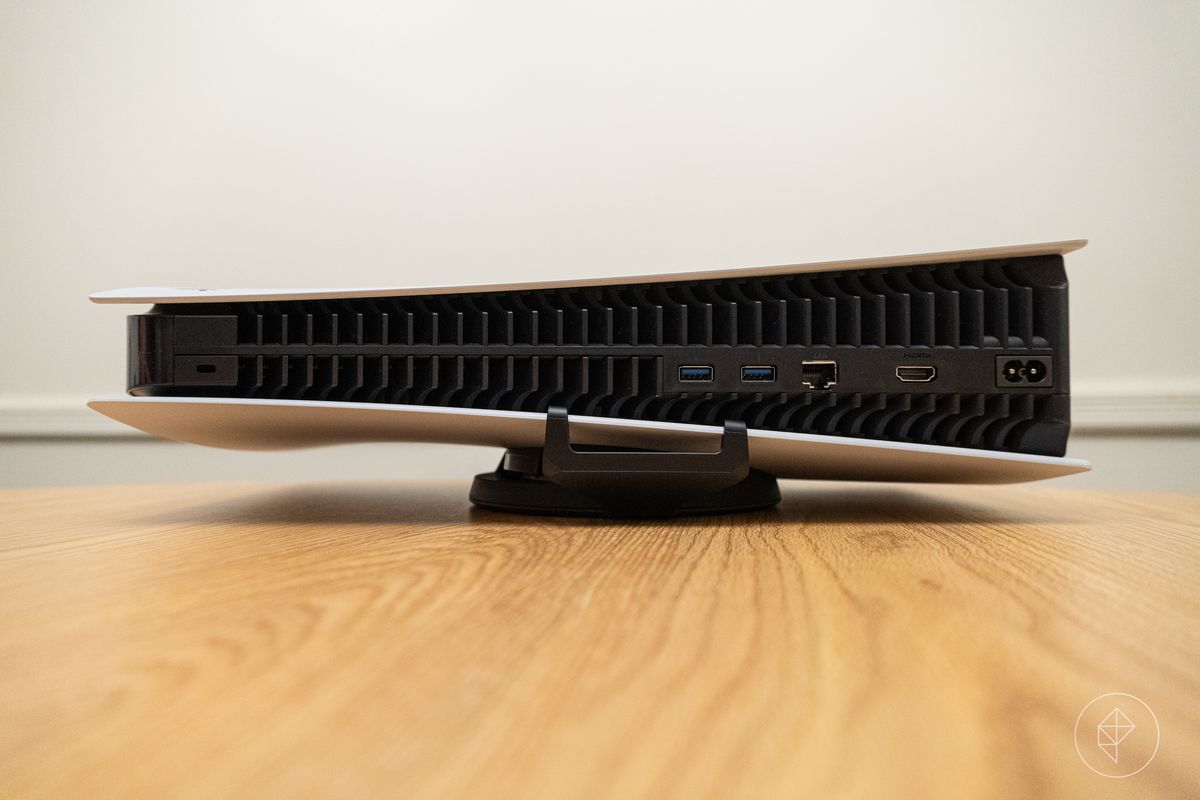 All the ways you can position the PlayStation 5